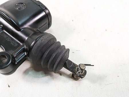 2010 Harley Touring FLHTCU Electra Glide Rear Brake Master Cylinder 41763-08C {{ shop.shopifyCountryName }} - Mototech271