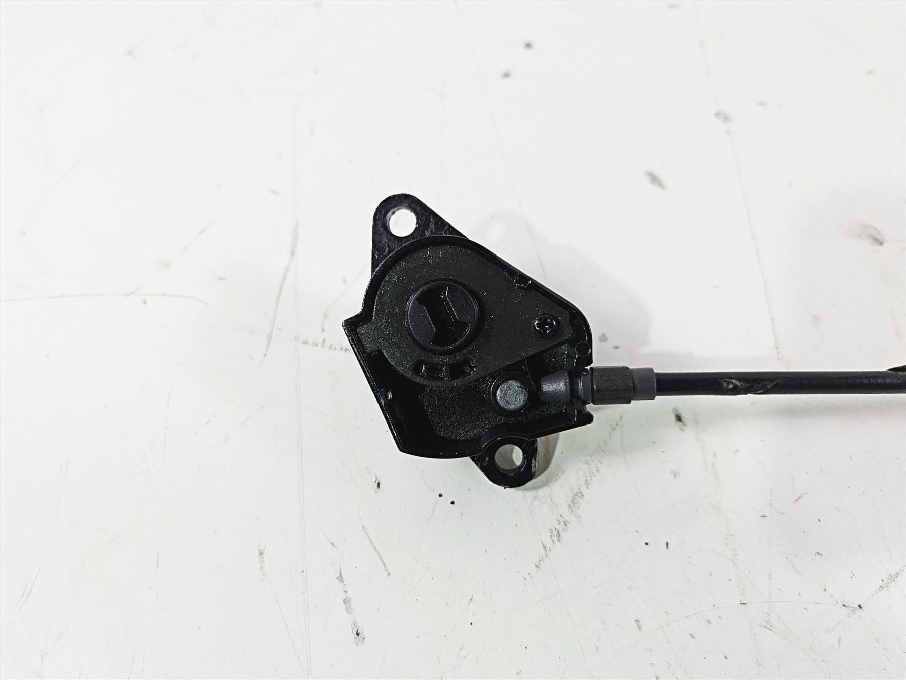 2012 Triumph Daytona 675 Ignition Switch Key Lock Tank Cap Set T2507563 {{ shop.shopifyCountryName }} - Mototech271