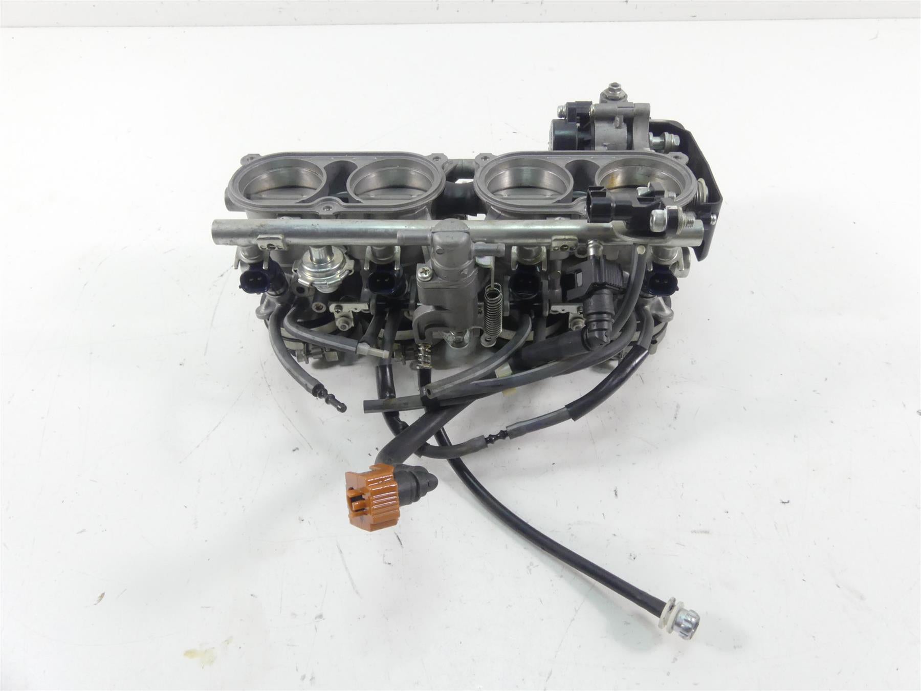 2008 Yamaha FZ1 Fazer Mikuni Throttle Body Bodies & Wiring 2D1-13750-20-00 {{ shop.shopifyCountryName }} - Mototech271