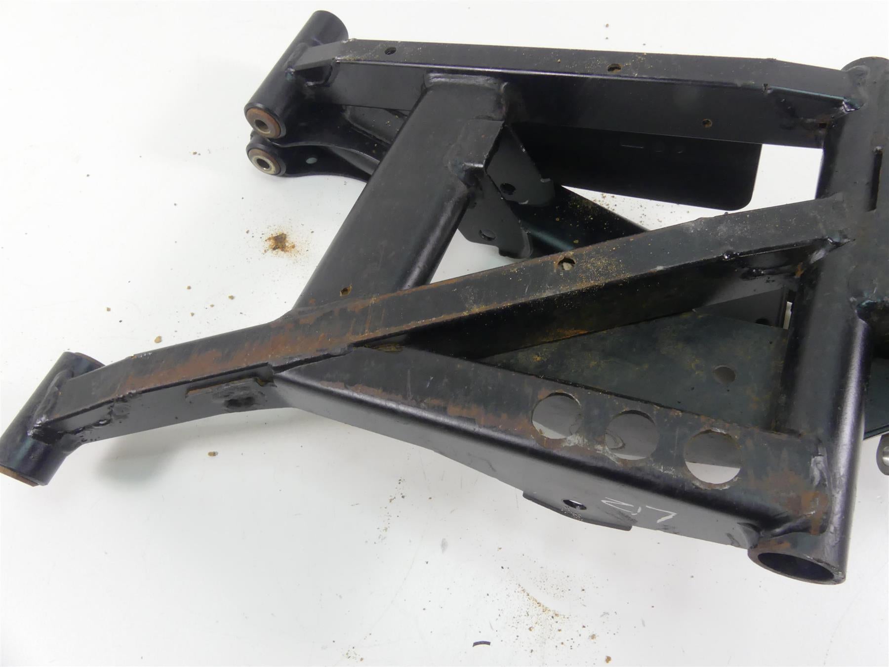 2018 Polaris General 1000 EPS Rear Left Trailing Arm Knee Set 1021414 1021412 {{ shop.shopifyCountryName }} - Mototech271