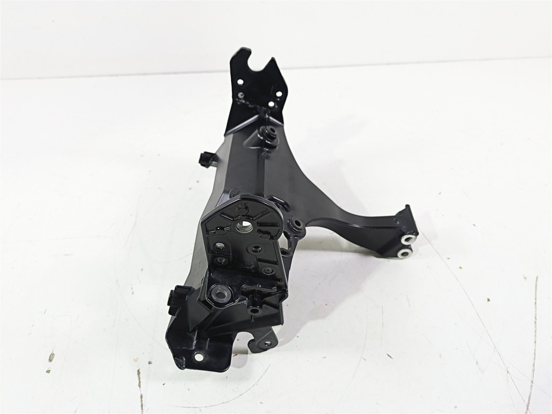 2015 BMW R1200GS Adv K51 Front Center Stay Bracket Mount 46637726524 {{ shop.shopifyCountryName }} - Mototech271