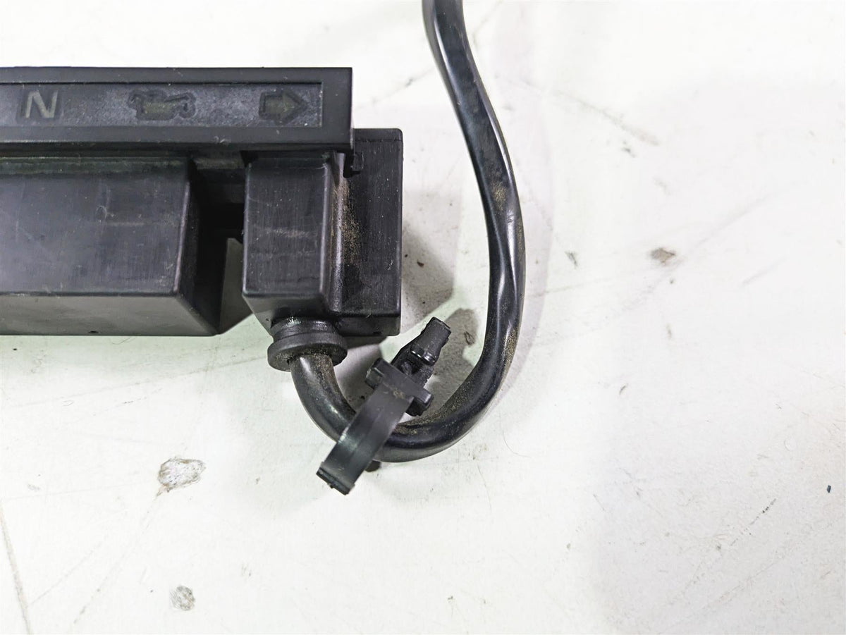 2004 Harley Softail FLSTF Fat Boy Instrument Indicator Lights 68113-99C {{ shop.shopifyCountryName }} - Mototech271