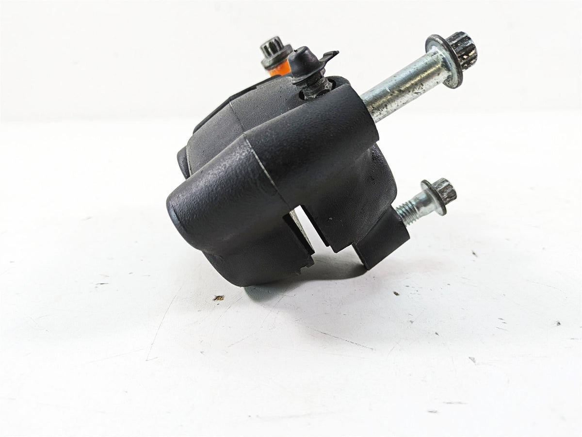 2013 Harley Softail FLSTC Heritage Classic Front Brake Caliper 46356-11 {{ shop.shopifyCountryName }} - Mototech271