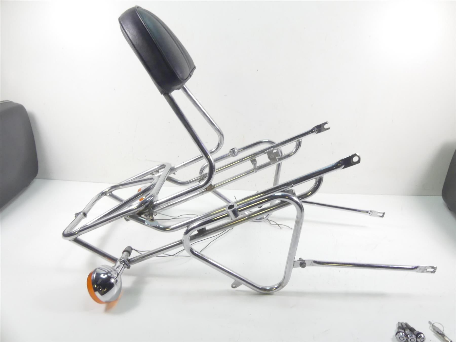 1977 Honda CB750 A Four Hondamatic Samsonite Saddlebag Trunk Luggage Rack {{ shop.shopifyCountryName }} - Mototech271