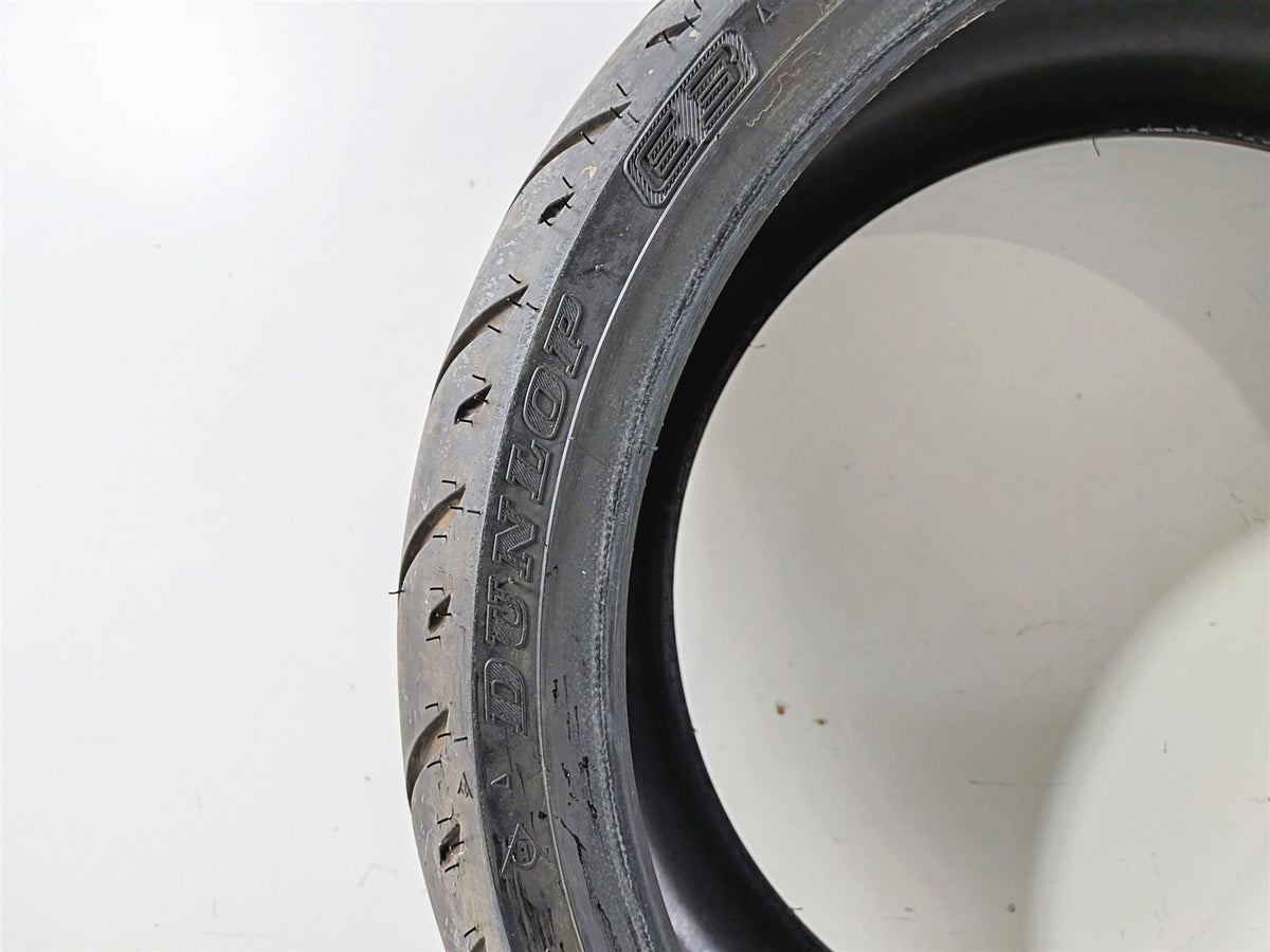Used Rear Motorcycle Tire Dunlop Elite 3 240/40R18 669534 {{ shop.shopifyCountryName }} - Mototech271