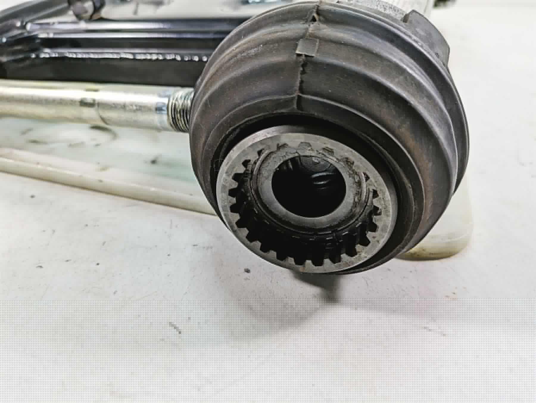 1997 Kawasaki VN1500 Vulcan Differential Drive Shaft Swingarm - 14k 13101-1242 {{ shop.shopifyCountryName }} - Mototech271