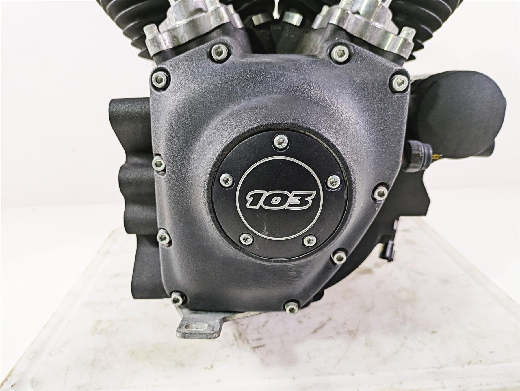 2017 Harley Dyna FXDB Street Bob Running 103ci Engine Motor 19k -Video 16200261 {{ shop.shopifyCountryName }} - Mototech271