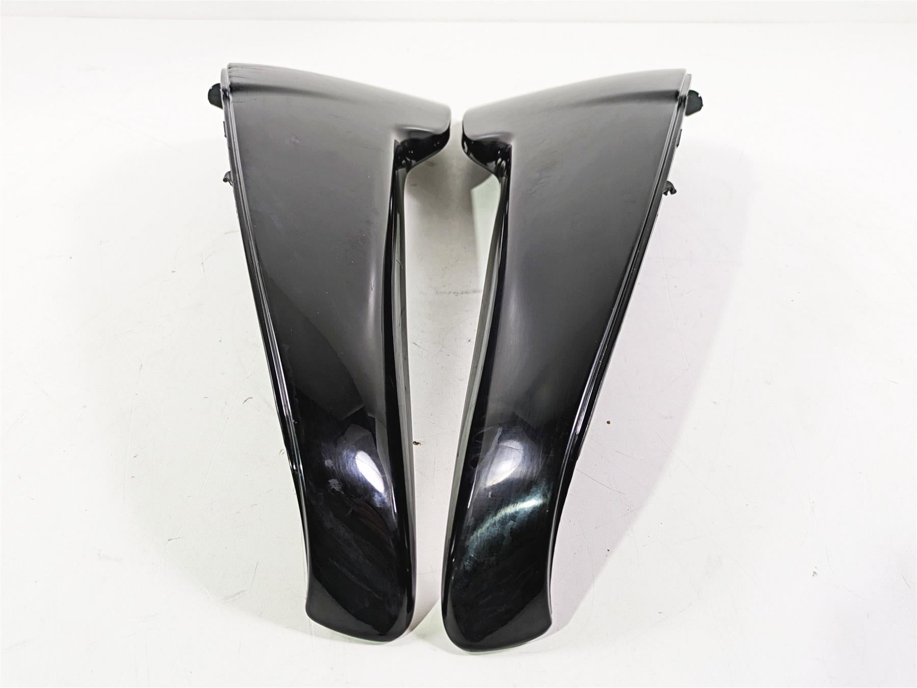 2006 Harley VRSCR Street V-Rod Radiator Side Cover Fairing Set 66166-06 66167-06 {{ shop.shopifyCountryName }} - Mototech271