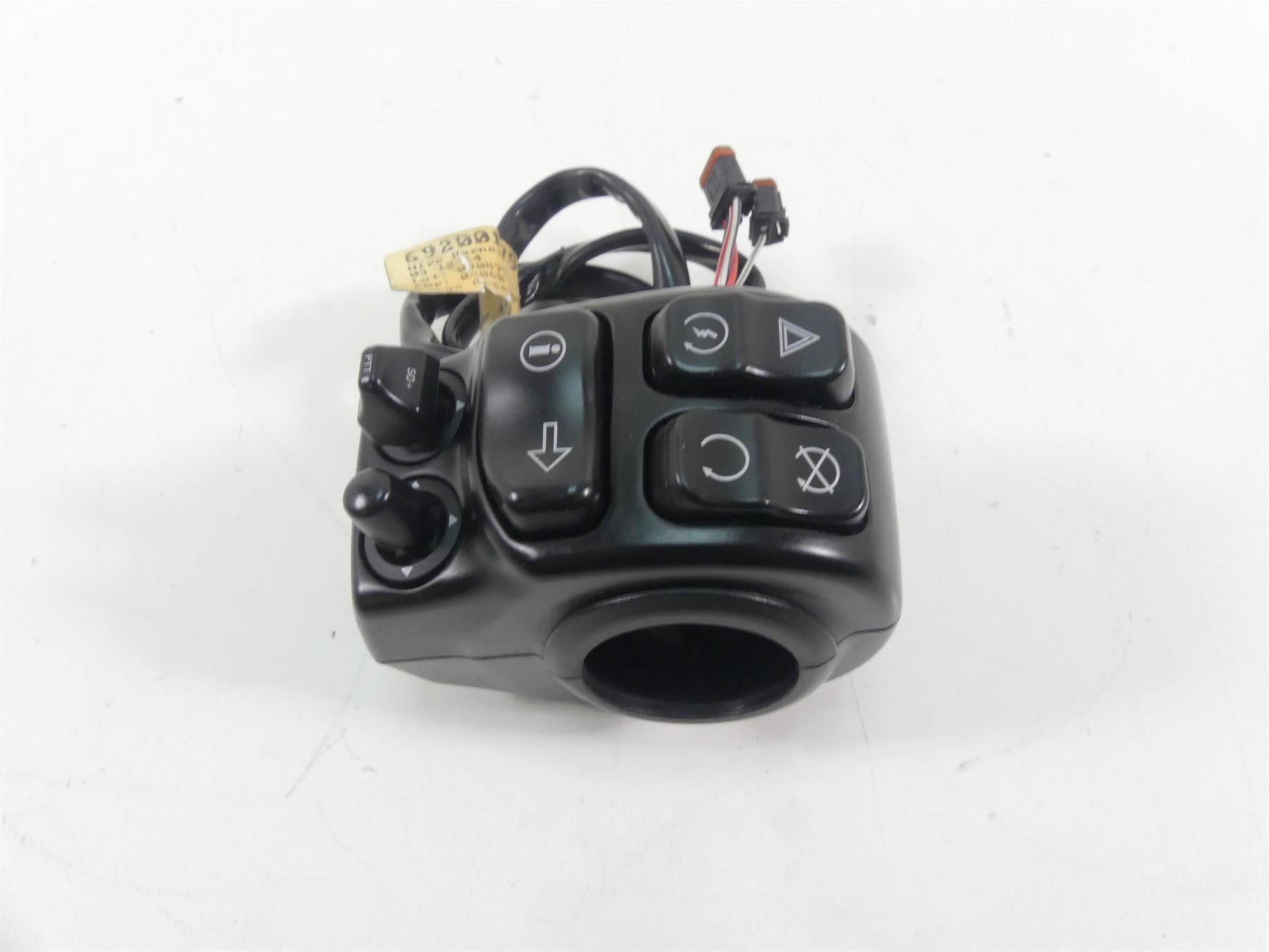 2014 Harley Touring FLHTK Electra Glide Right Hand Control Switch 71500129C {{ shop.shopifyCountryName }} - Mototech271