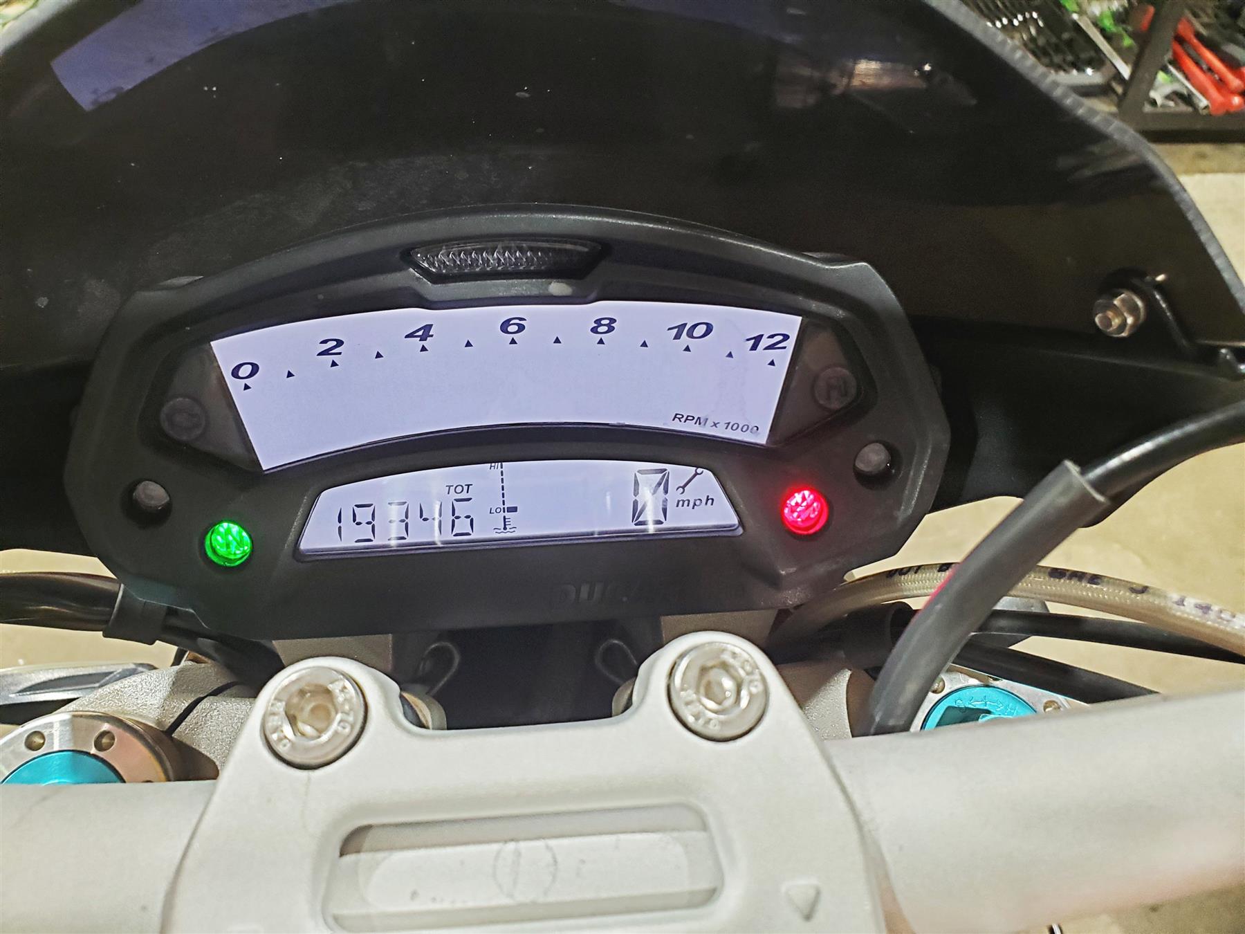 2009 Ducati Monster 1100 S Speedometer Gauge 19K Ignition Switch Key 40610703A {{ shop.shopifyCountryName }} - Mototech271