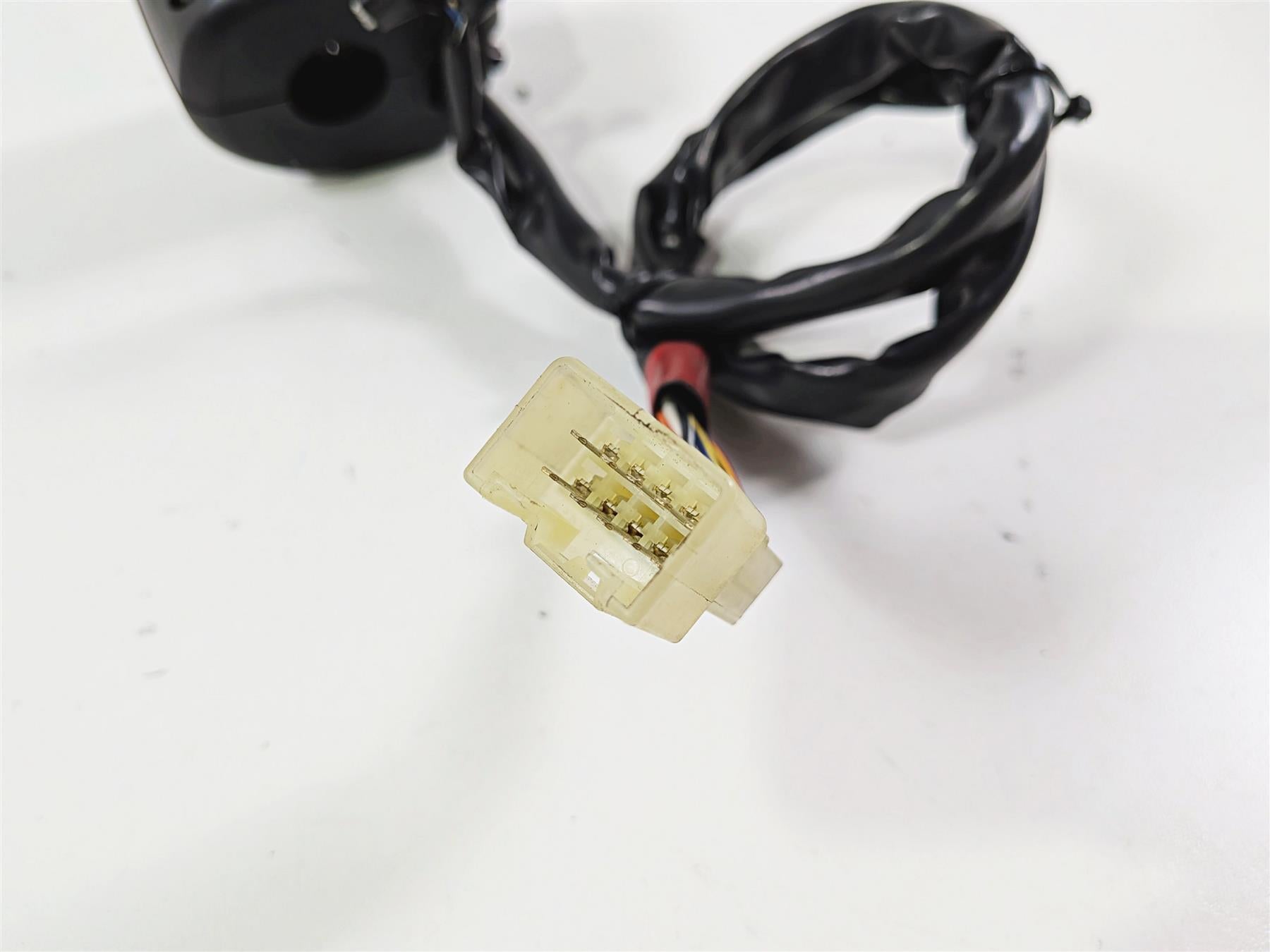 2021 Indian Scout 1200 Left Hand Control Switch Light Blinker Horn 4014449 {{ shop.shopifyCountryName }} - Mototech271