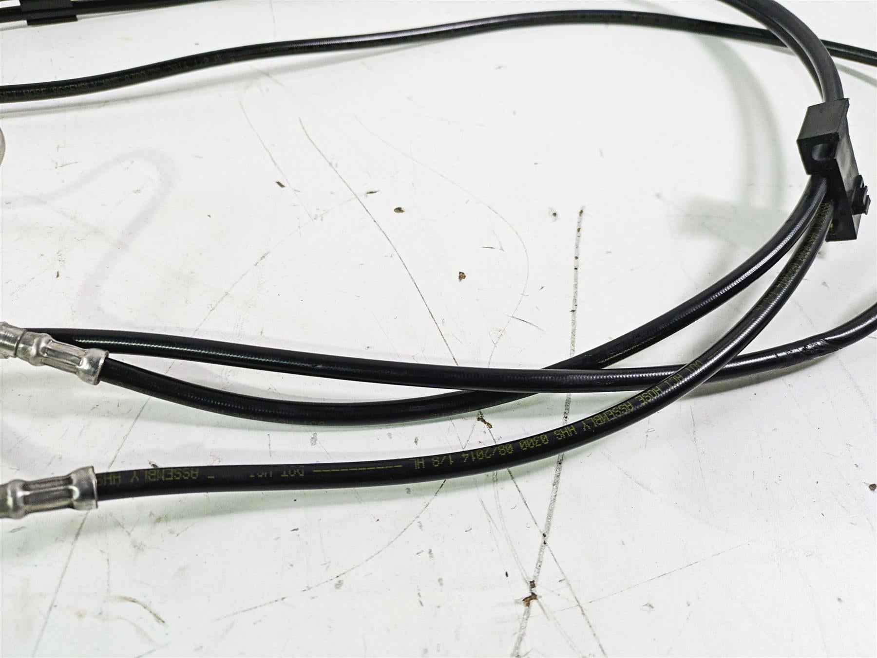 2015 Harley Touring FLHTKL E -Glide Low Front Abs Brake Line Hose Set 41800544 {{ shop.shopifyCountryName }} - Mototech271