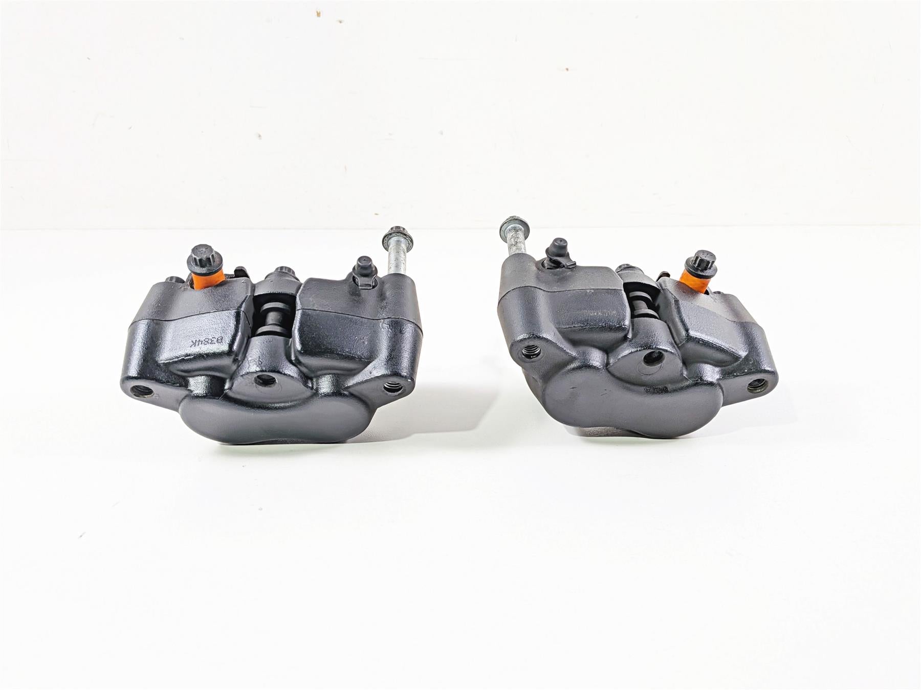 2014 Harley FXDL Dyna Low Rider Front Brake Caliper Set 41300001 41300002 {{ shop.shopifyCountryName }} - Mototech271