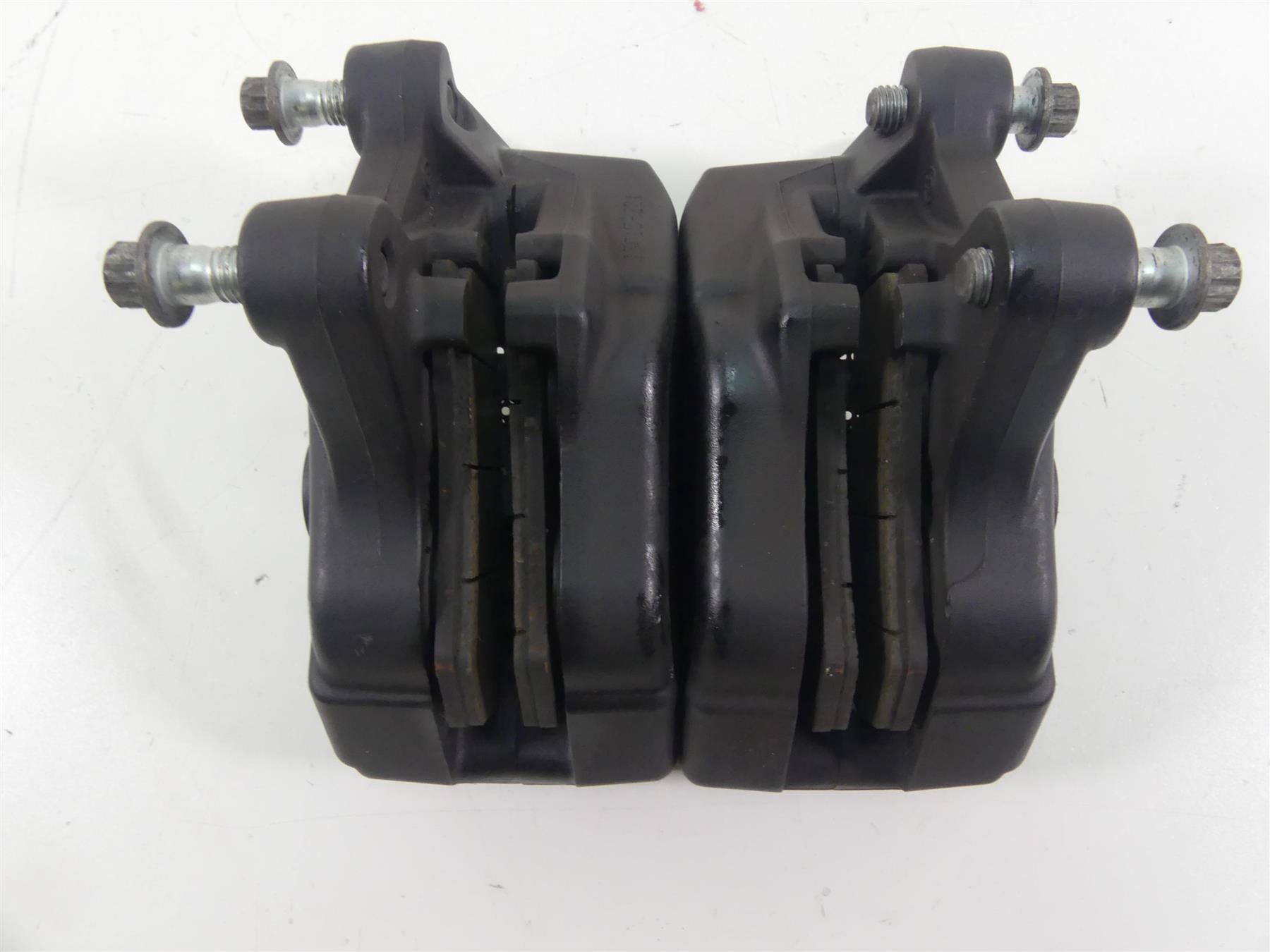 2013 Harley Touring FLHTP Electra Glide Front Brembo Brake Caliper Set 43027-08 {{ shop.shopifyCountryName }} - Mototech271