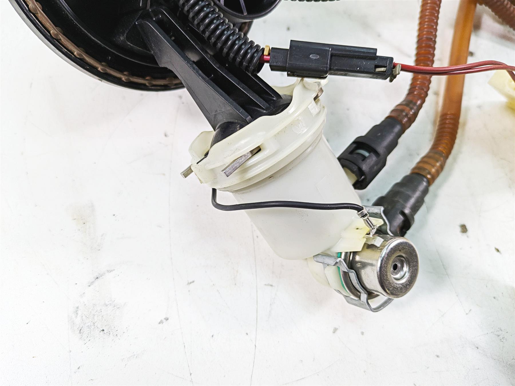2008 Harley FLHTCU Electra Glide Fuel Gas Petrol Pump - Tested 62908-08 {{ shop.shopifyCountryName }} - Mototech271