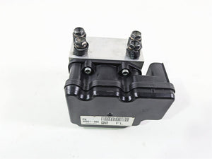 2011 Harley Touring FLHTCUSE CVO E-Glide Abs Brake Pump Module 40601-08A | Mototech271