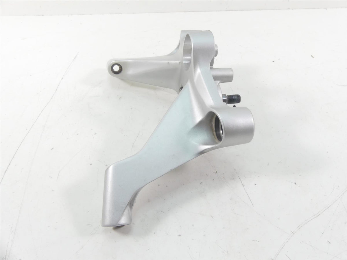 2017 BMW R1200RT K52 Upper Triple Tree Handlebar Mount 32718520053 {{ shop.shopifyCountryName }} - Mototech271