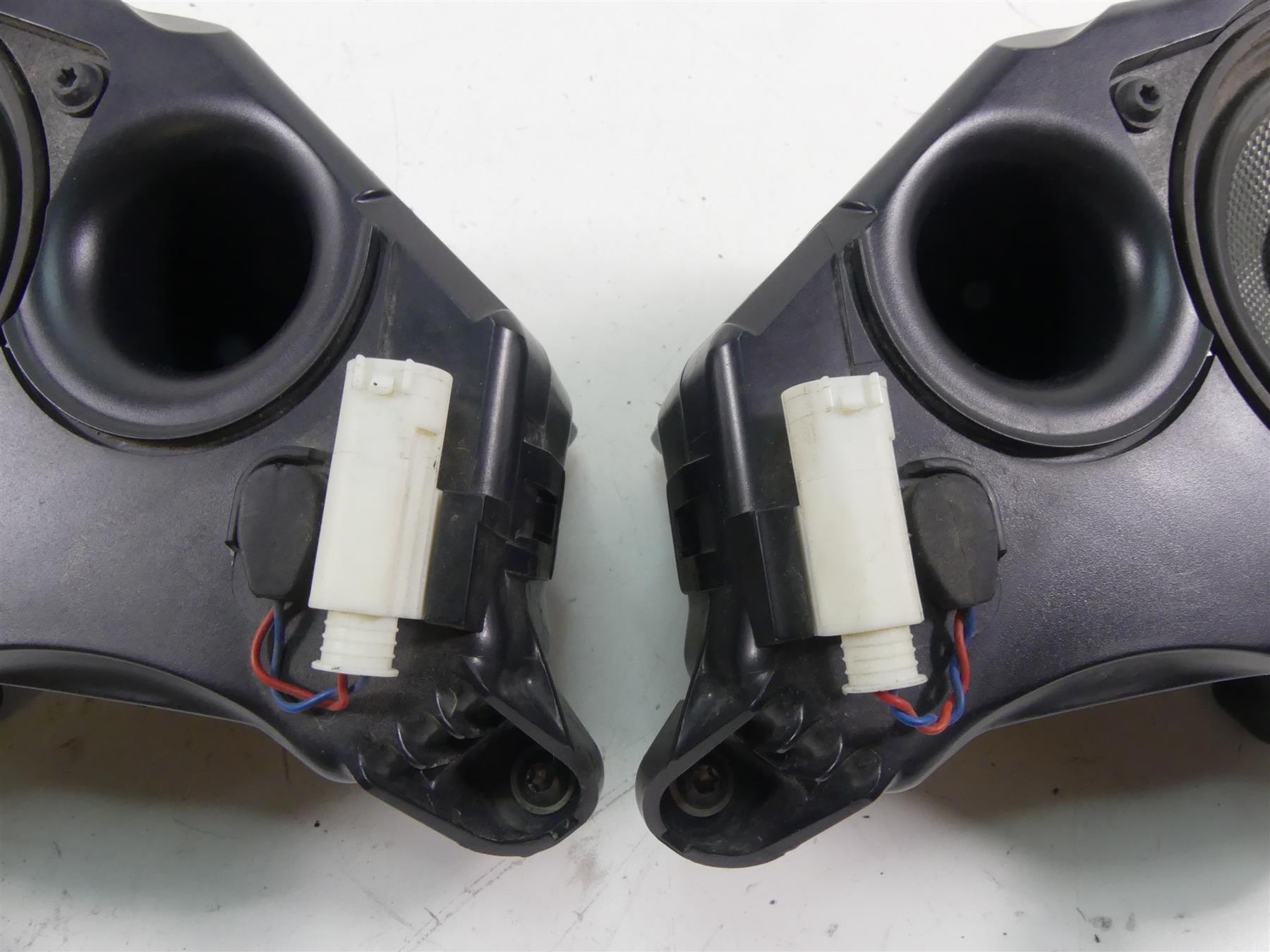 2017 BMW R1200RT K52 Left Right Front Speaker Set 65138543457 65138543458 {{ shop.shopifyCountryName }} - Mototech271