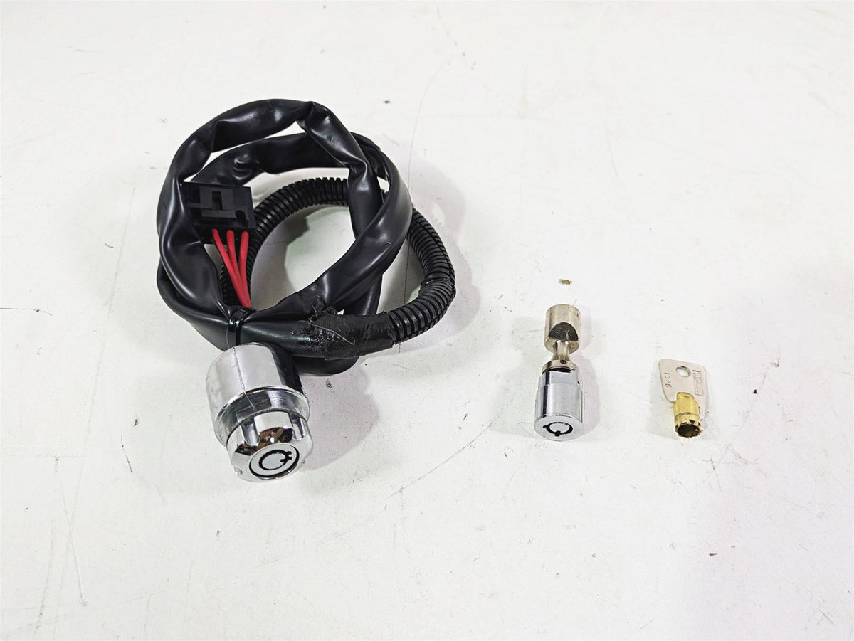 2009 Harley FXCWC Softail Rocker Ignition Switch Key Lock Set 71792-08 {{ shop.shopifyCountryName }} - Mototech271