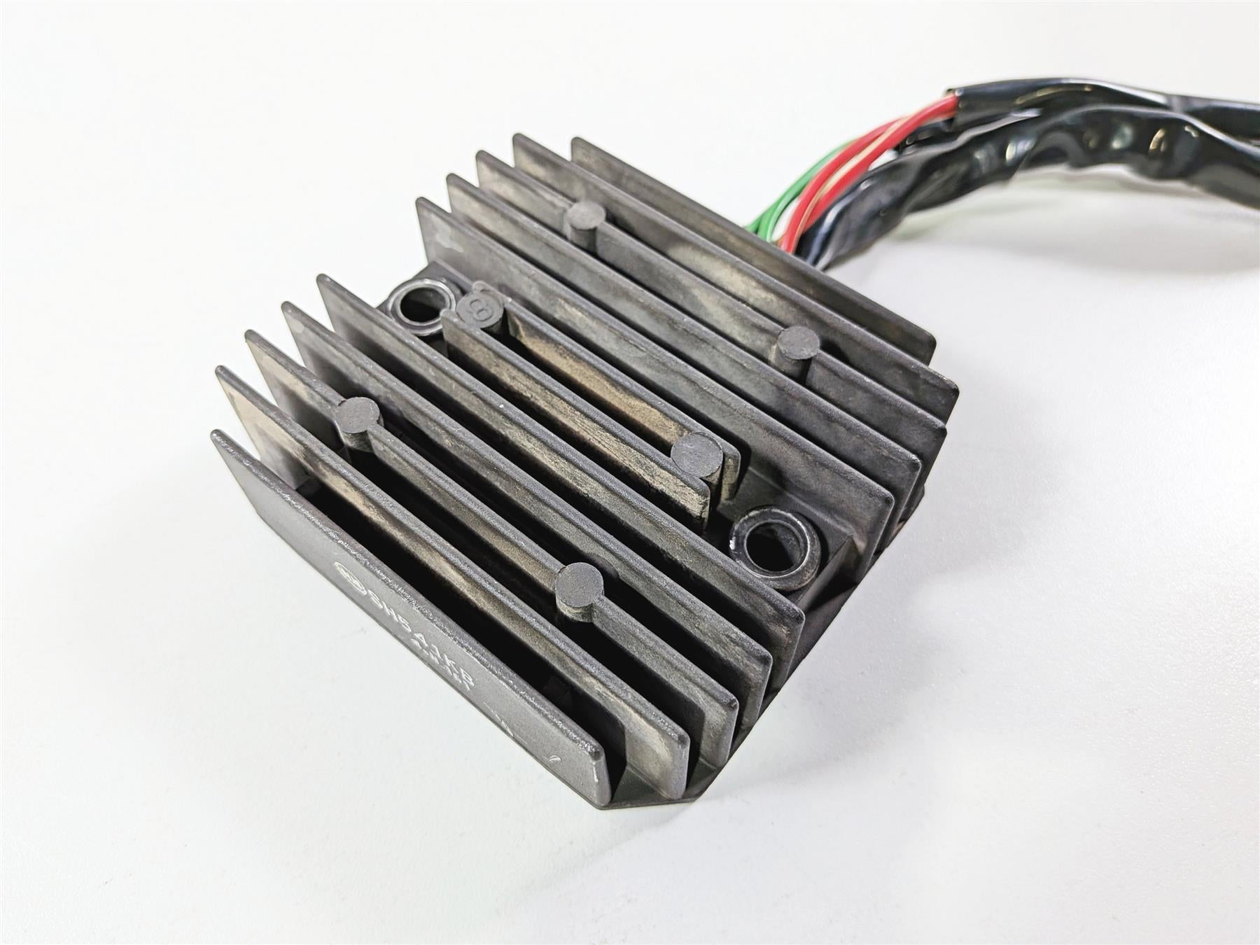 2005 KTM 950 LC8 Adventure Rectifier Voltage Regulator 60011034000 SH541KB {{ shop.shopifyCountryName }} - Mototech271