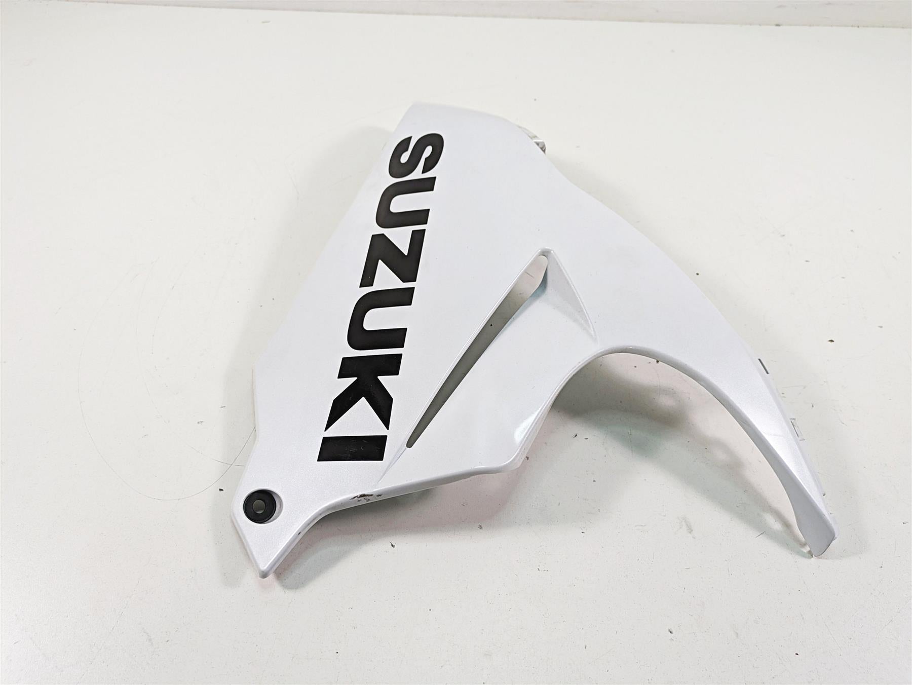 2022 Suzuki GSXR 750 Left Lower Belly Fairing Cover Set 94481-14J0 L {{ shop.shopifyCountryName }} - Mototech271