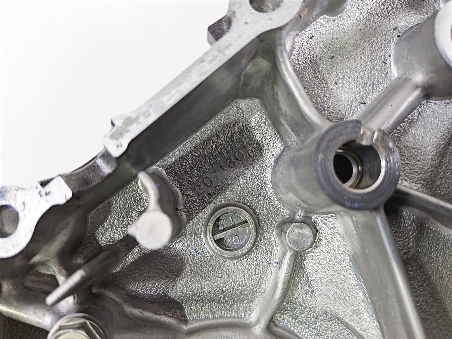 2017 Honda CBR600RR PC40 Right Engine Side Clutch Cover 11330-MFJ-A41 {{ shop.shopifyCountryName }} - Mototech271