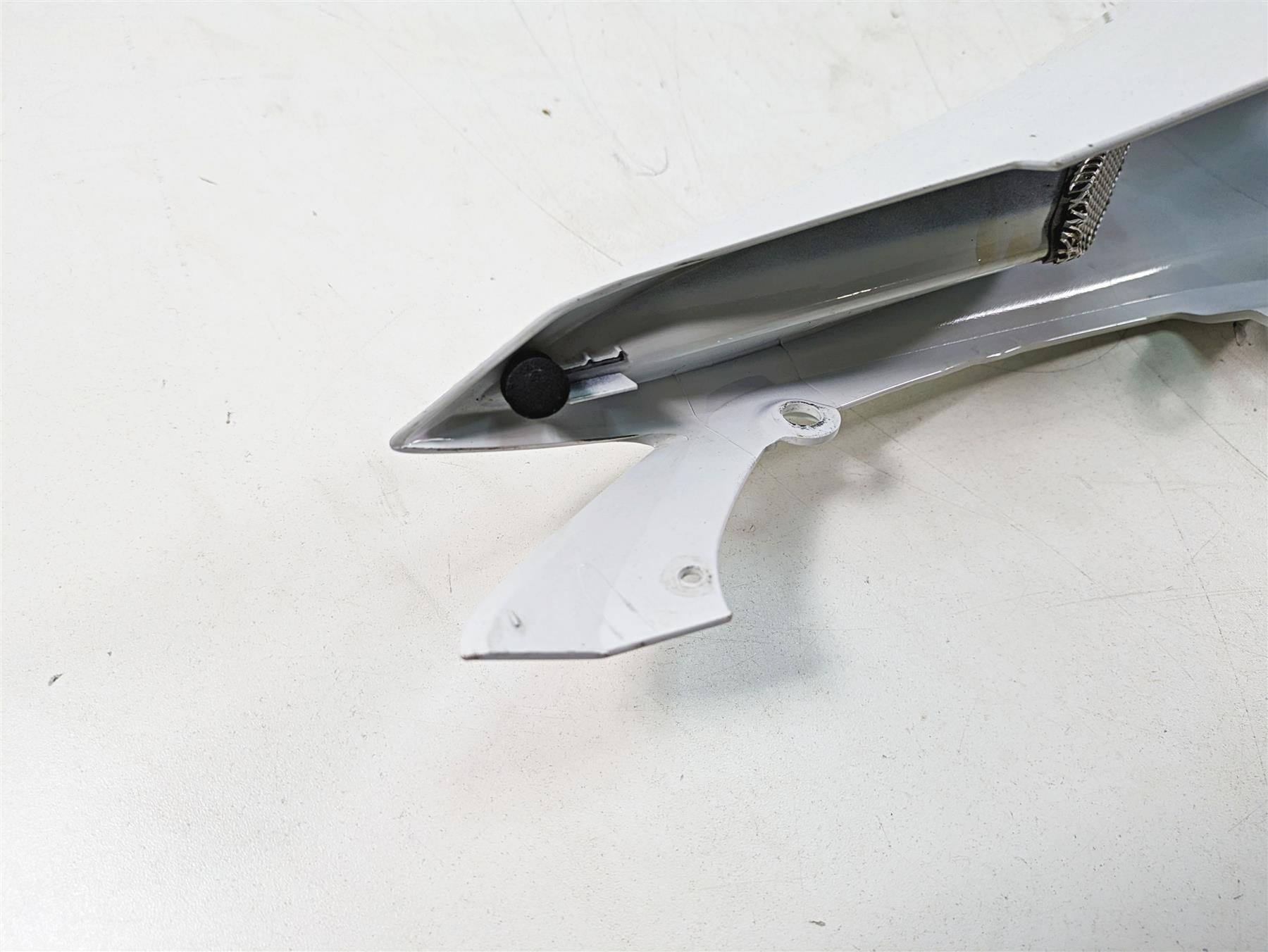 2013 MV Agusta F3 675 ERA Right Side Tail Fairing Cover Cowl 8000C0532 8000B5474 {{ shop.shopifyCountryName }} - Mototech271