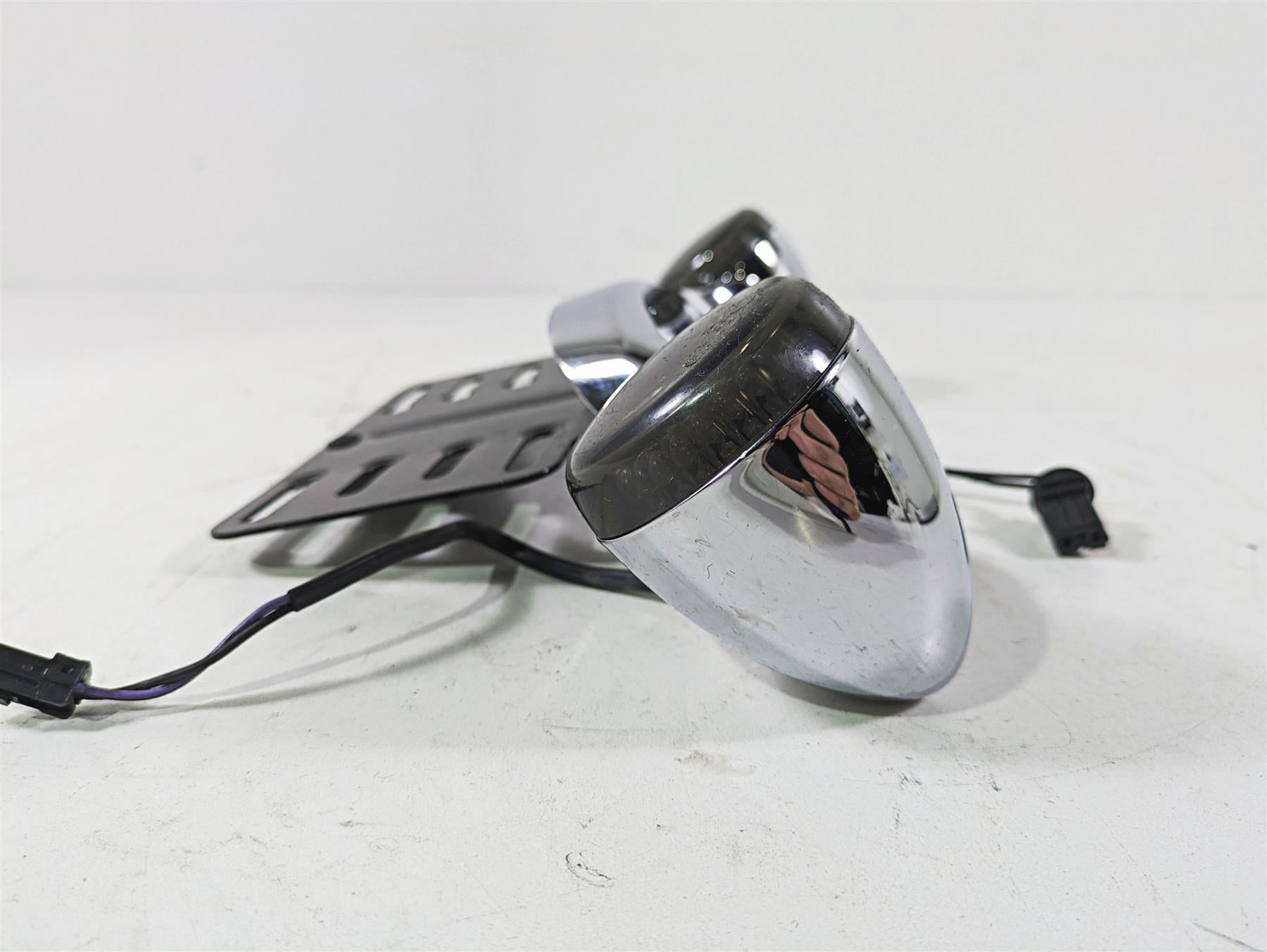 2020 Harley Touring FLHT Electra Glide Rear Led Blinker Turn Signal Bar 68550-09 {{ shop.shopifyCountryName }} - Mototech271