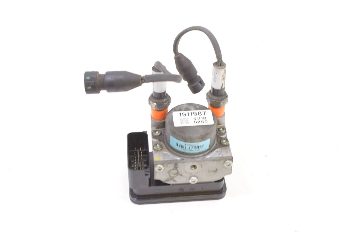 2015 Indian Chief Vintage Abs Brake Pump Module 1911987 2204981 {{ shop.shopifyCountryName }} - Mototech271