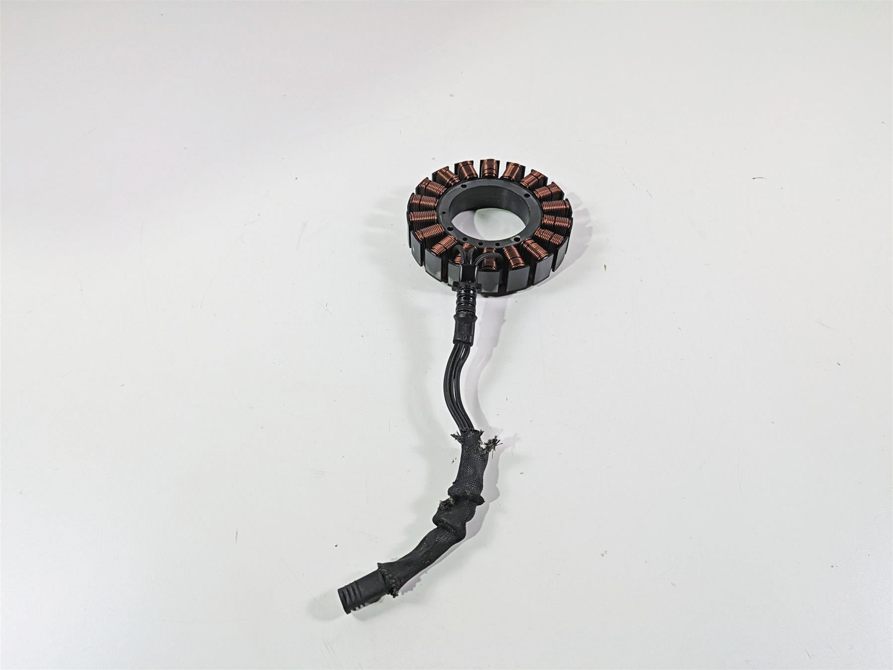 2007 Harley Touring FLHRSE CVO Road King Alternator Stator Regulator 29987-06D {{ shop.shopifyCountryName }} - Mototech271