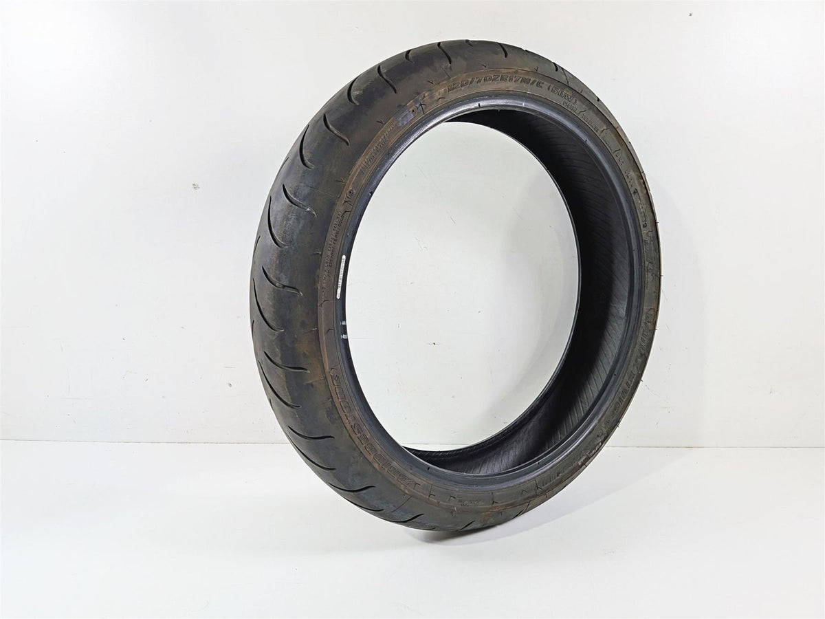 Used Front Motorcycle Tire Bridgestone Battlax BT016 120/70ZR17 3286340425810 {{ shop.shopifyCountryName }} - Mototech271