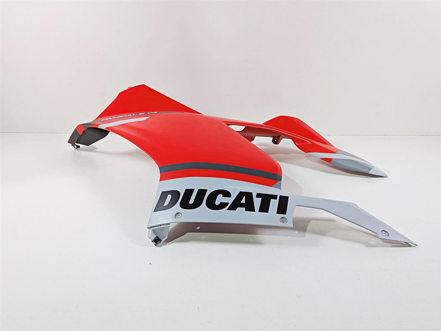 2019 Ducati Panigale V4S V4 S Corse Left Upper Main Fairing Cover 48019152AA {{ shop.shopifyCountryName }} - Mototech271