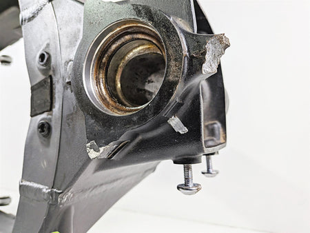 2016 Yamaha YZF R1 RN32 Main Frame Chassis - Damage - With Wisconsin Clear Title With Salvage History 2CR-21110-00-00 {{ shop.shopifyCountryName }} - Mototech271