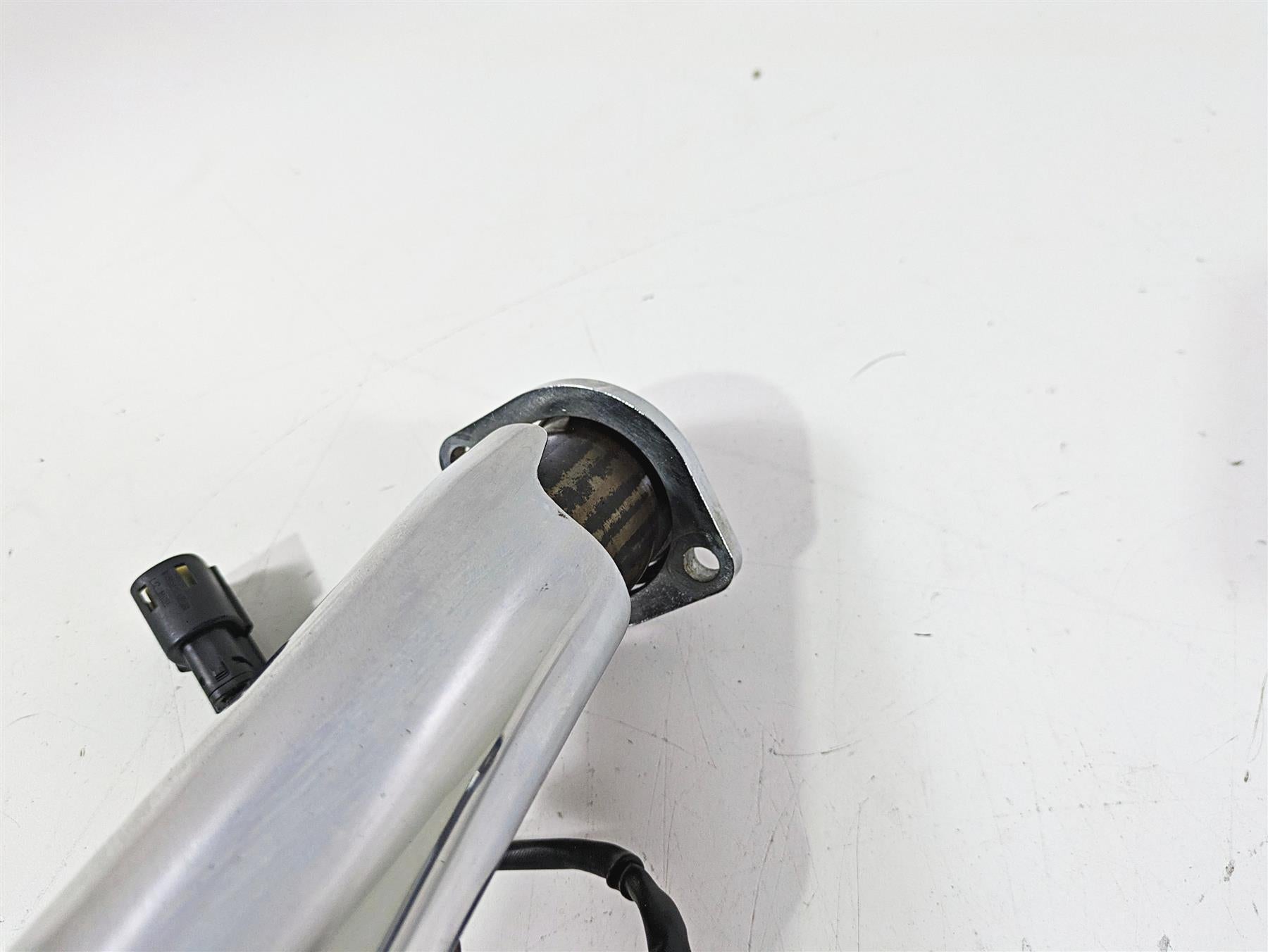 2021 Harley Softail FLSL Slim Oem Exhaust Header & Heat Shields 65600248 {{ shop.shopifyCountryName }} - Mototech271