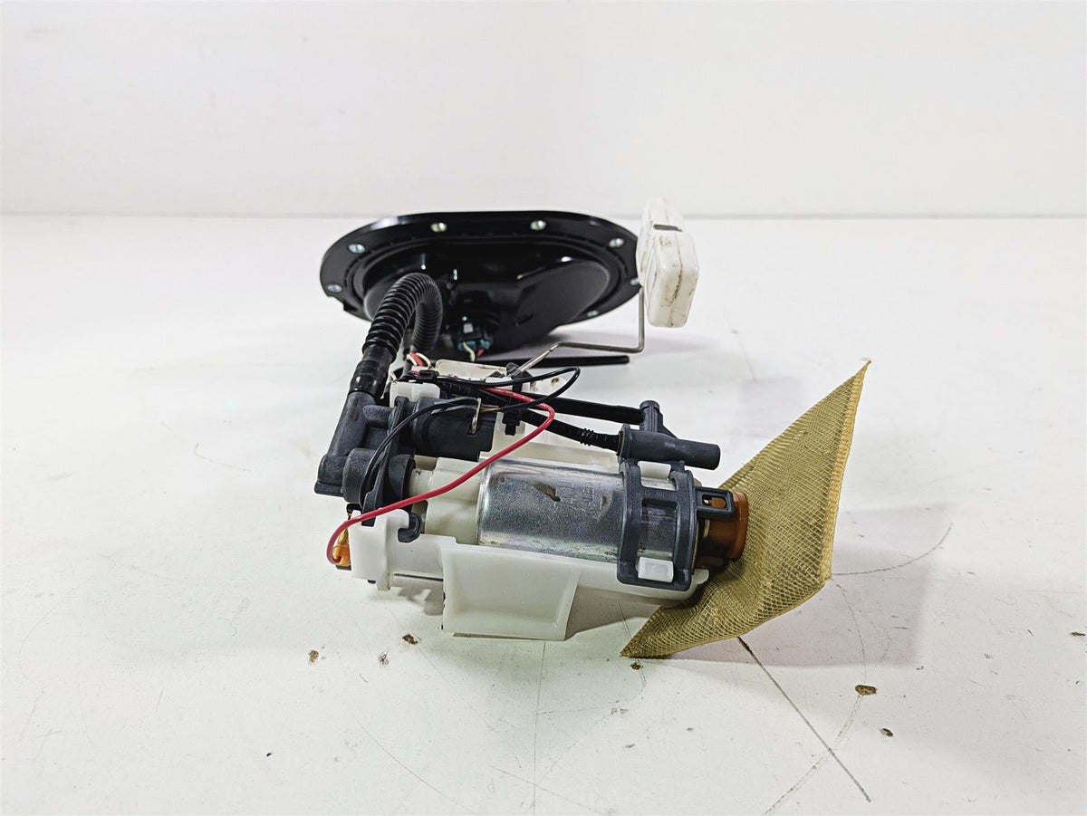 2019 Indian Chieftain Limited Fuel Gas Petrol Pump 9K Tested 2521374 {{ shop.shopifyCountryName }} - Mototech271