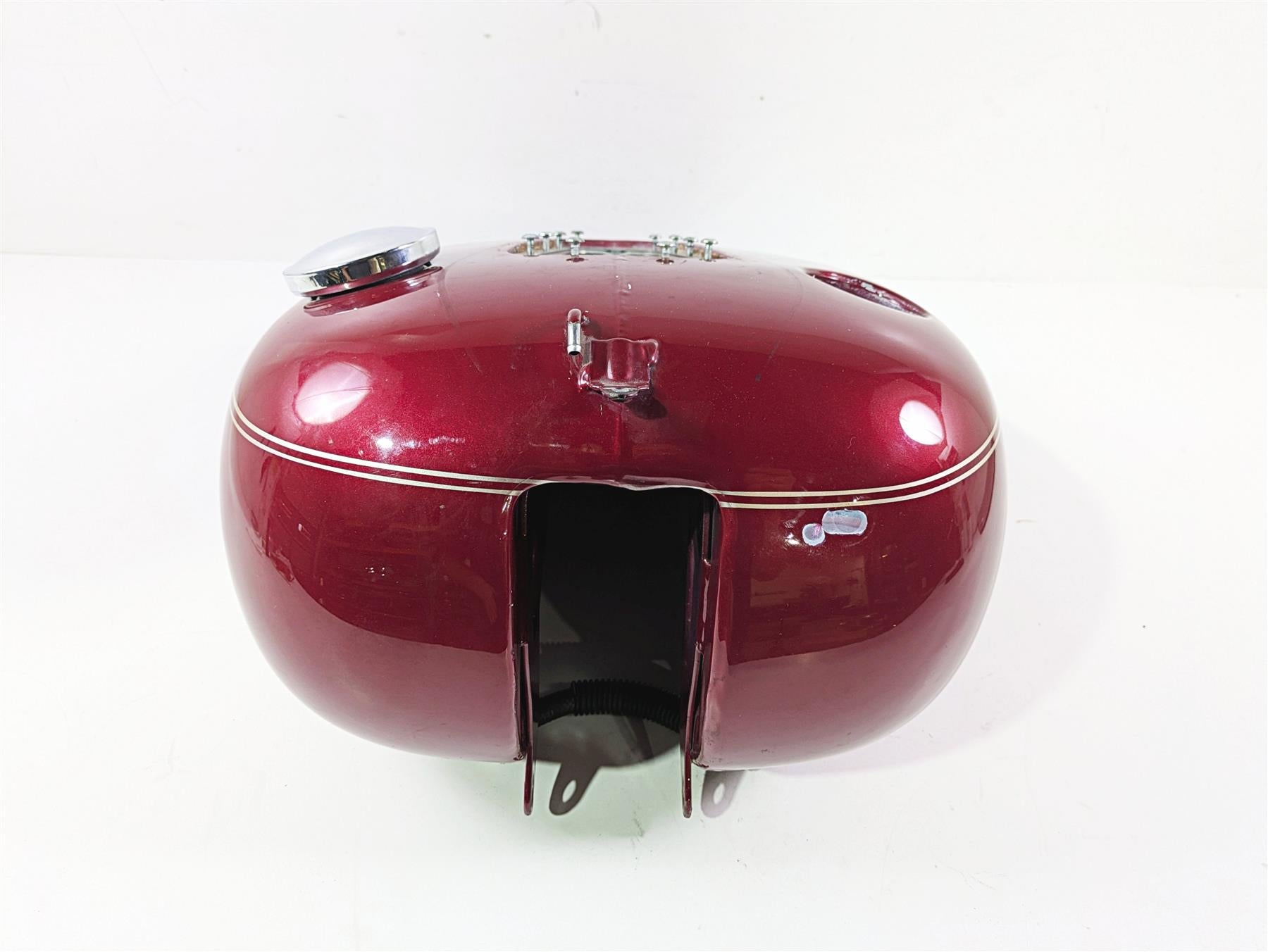 2004 Harley Softail FXSTDI Deuce Fuel Gas Petrol Tank - READ 62082-00D {{ shop.shopifyCountryName }} - Mototech271