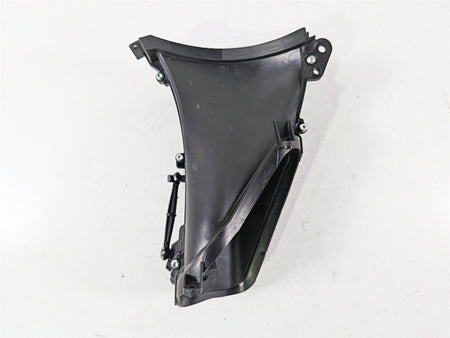 2015 Harley Touring FLTRUSE CVO Road Glide Left Air Duct Vent Ram Scoop 29200072-Mototech271