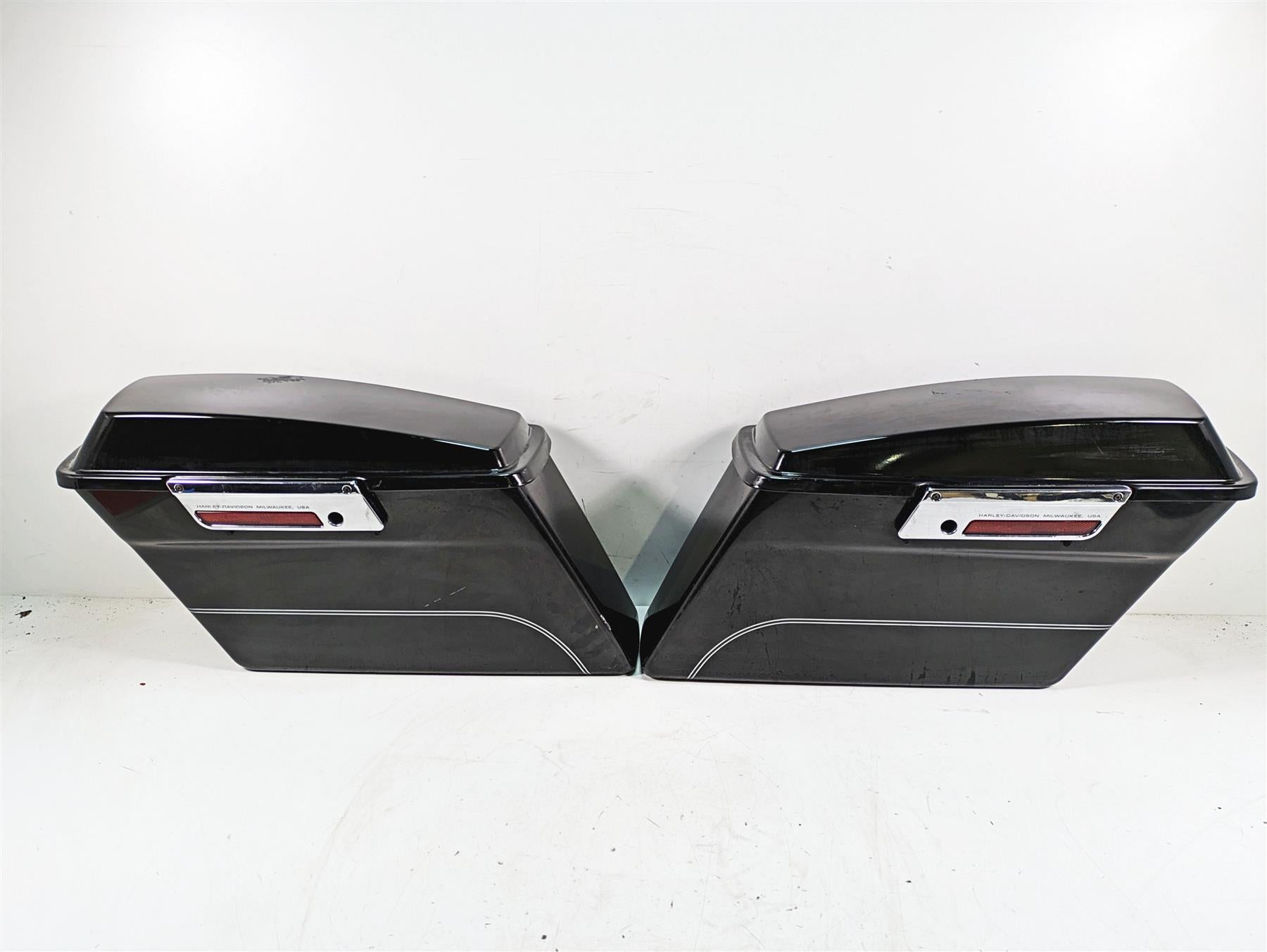 2011 Harley Touring FLHR Road King Saddlebag Saddle Bag Set 91139-09 {{ shop.shopifyCountryName }} - Mototech271