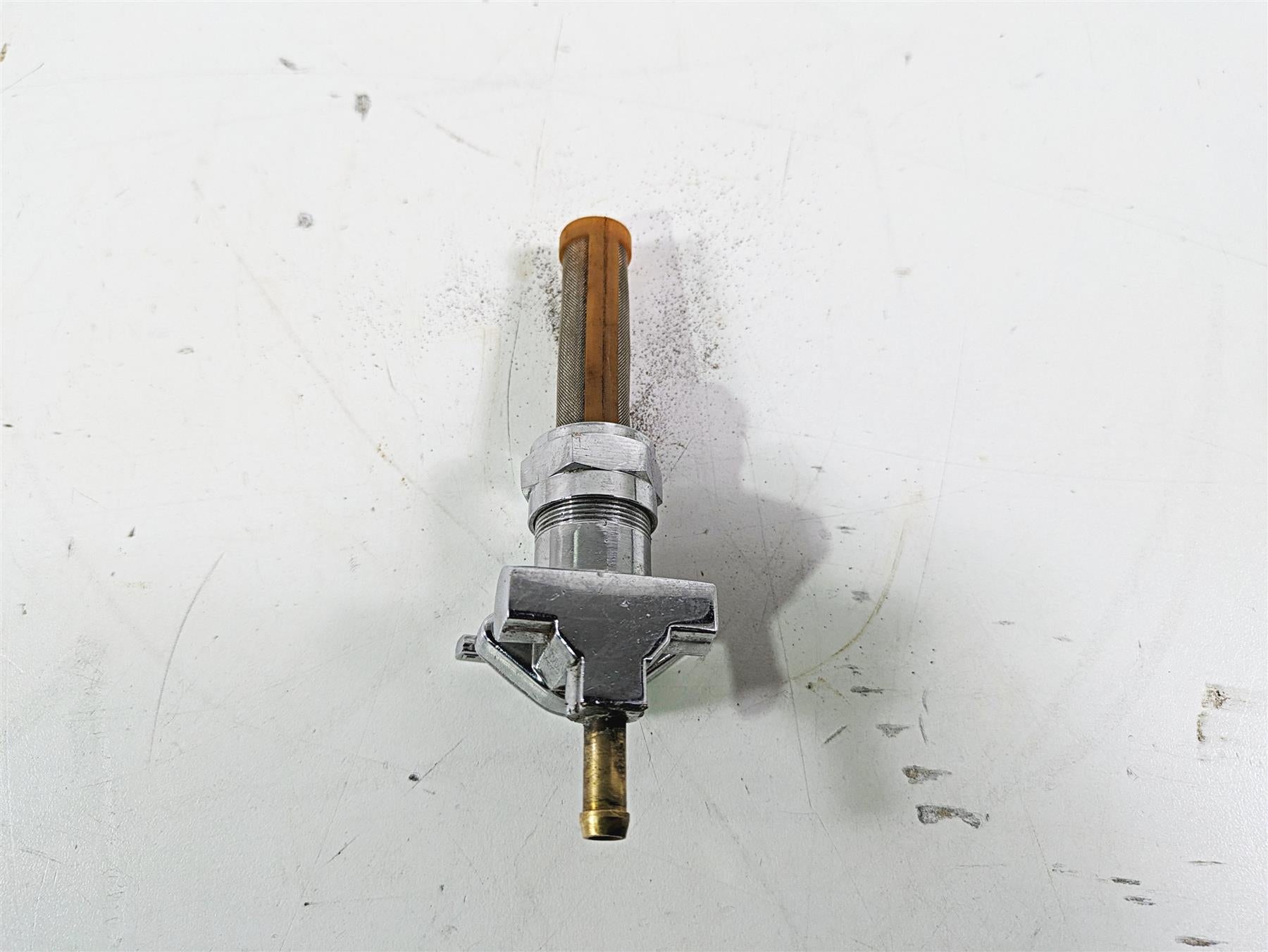 2003 Harley Dyna FXDL Low Rider 100TH Fuel Gas Petrol Valve Petcock 61338-02 {{ shop.shopifyCountryName }} - Mototech271