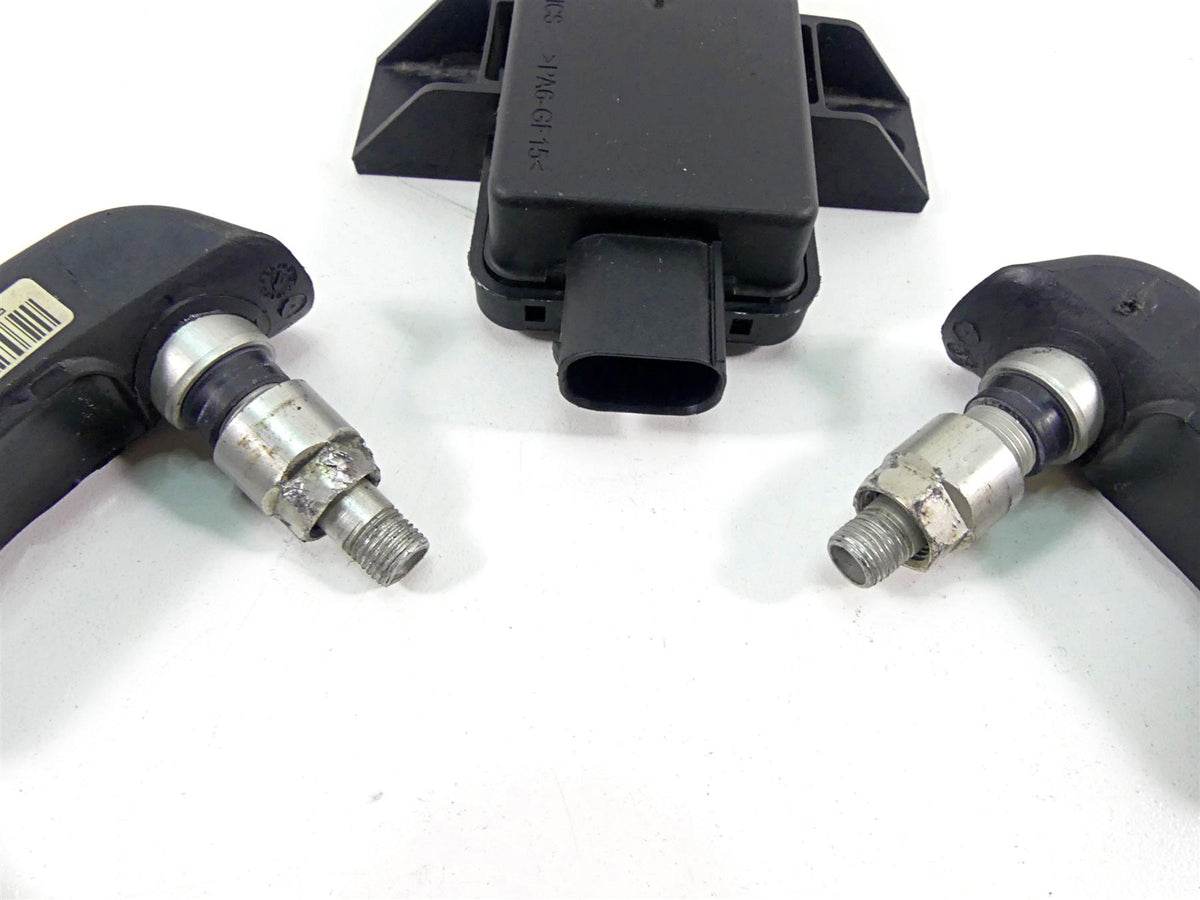 2015 KTM 1190 Adventure Air Pressure Module & Tire Sensors Set -Read 60312032000 {{ shop.shopifyCountryName }} - Mototech271