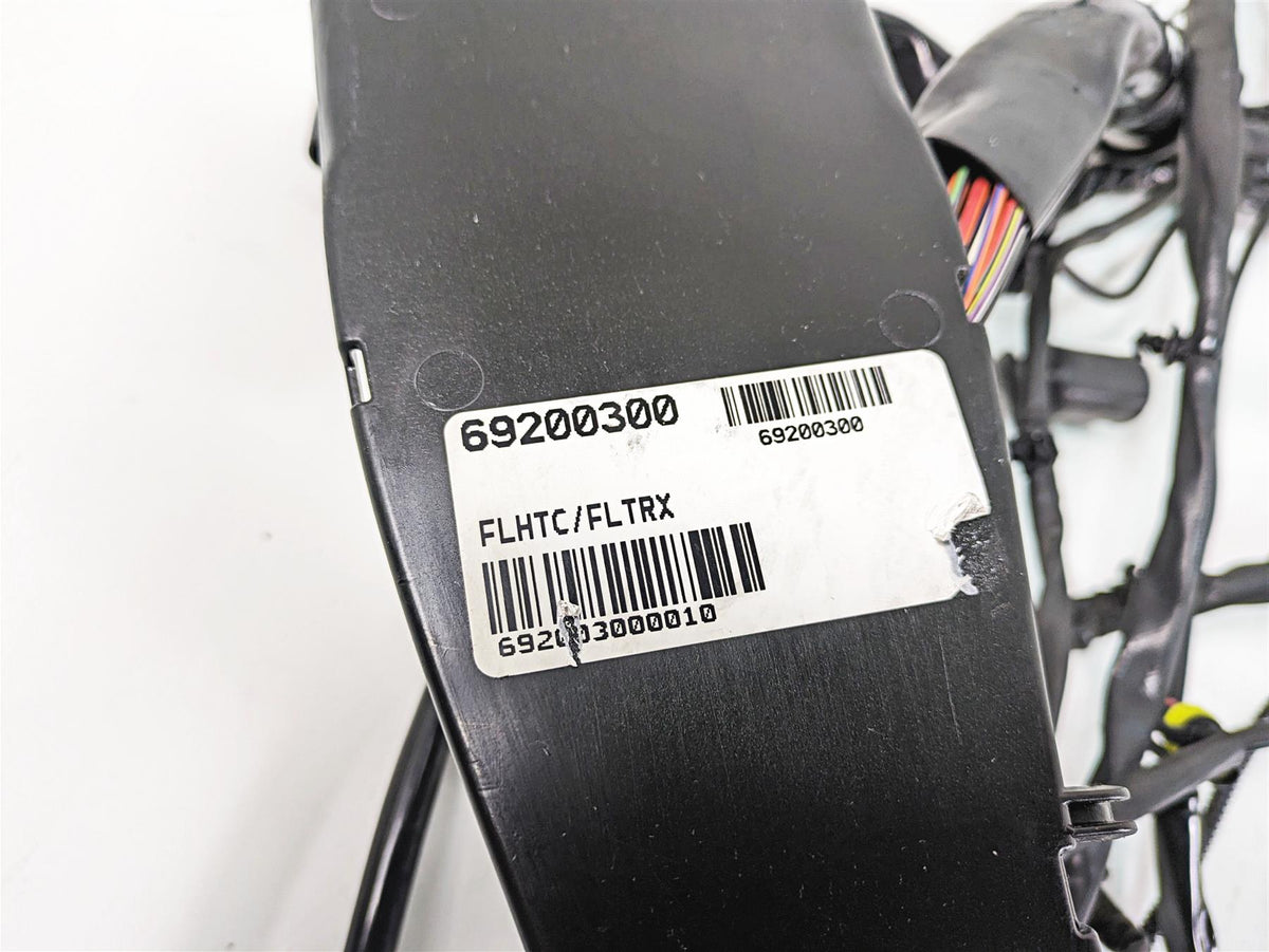 2013 Harley Touring FLHX Street Glide Main Wiring Harness Loom - No Abs 69200300 {{ shop.shopifyCountryName }} - Mototech271