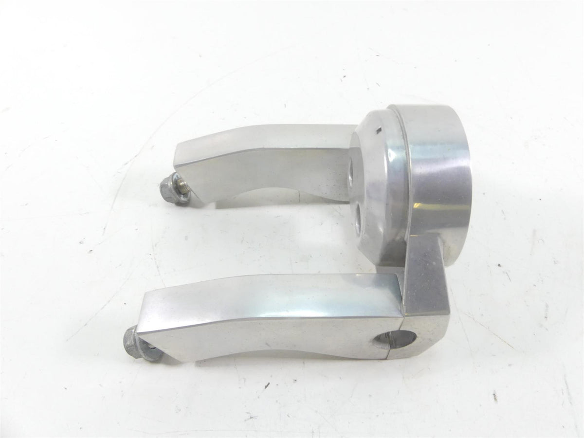 2003 Honda VTX1800 C Handlebar Riser Speedo Holder Mount Set 53231-MCH-000 {{ shop.shopifyCountryName }} - Mototech271