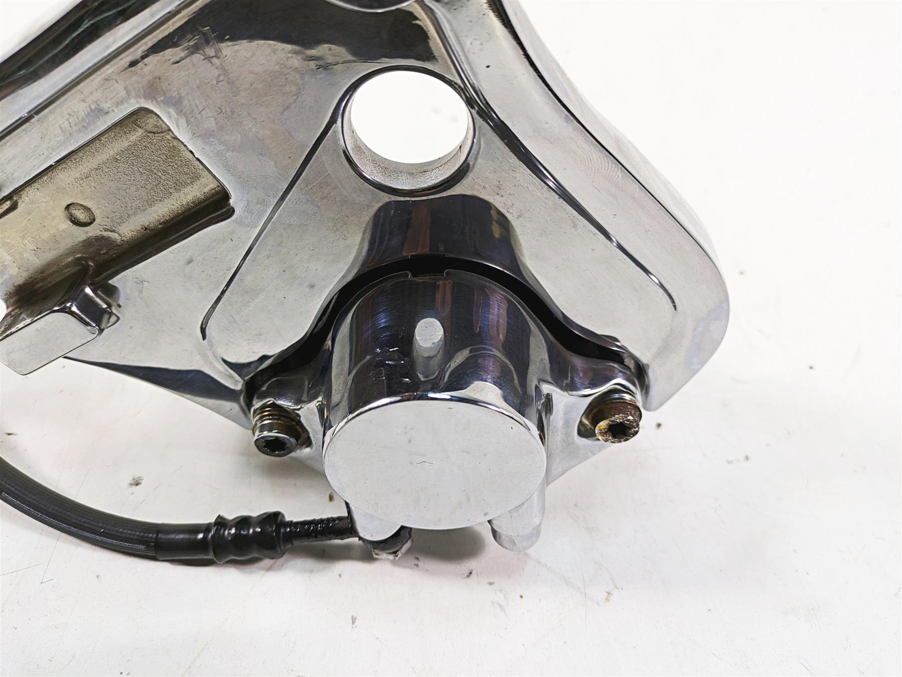 1999 Harley Dyna FXDL Low Rider Rear Chrome Brake Caliper 44050-87 {{ shop.shopifyCountryName }} - Mototech271