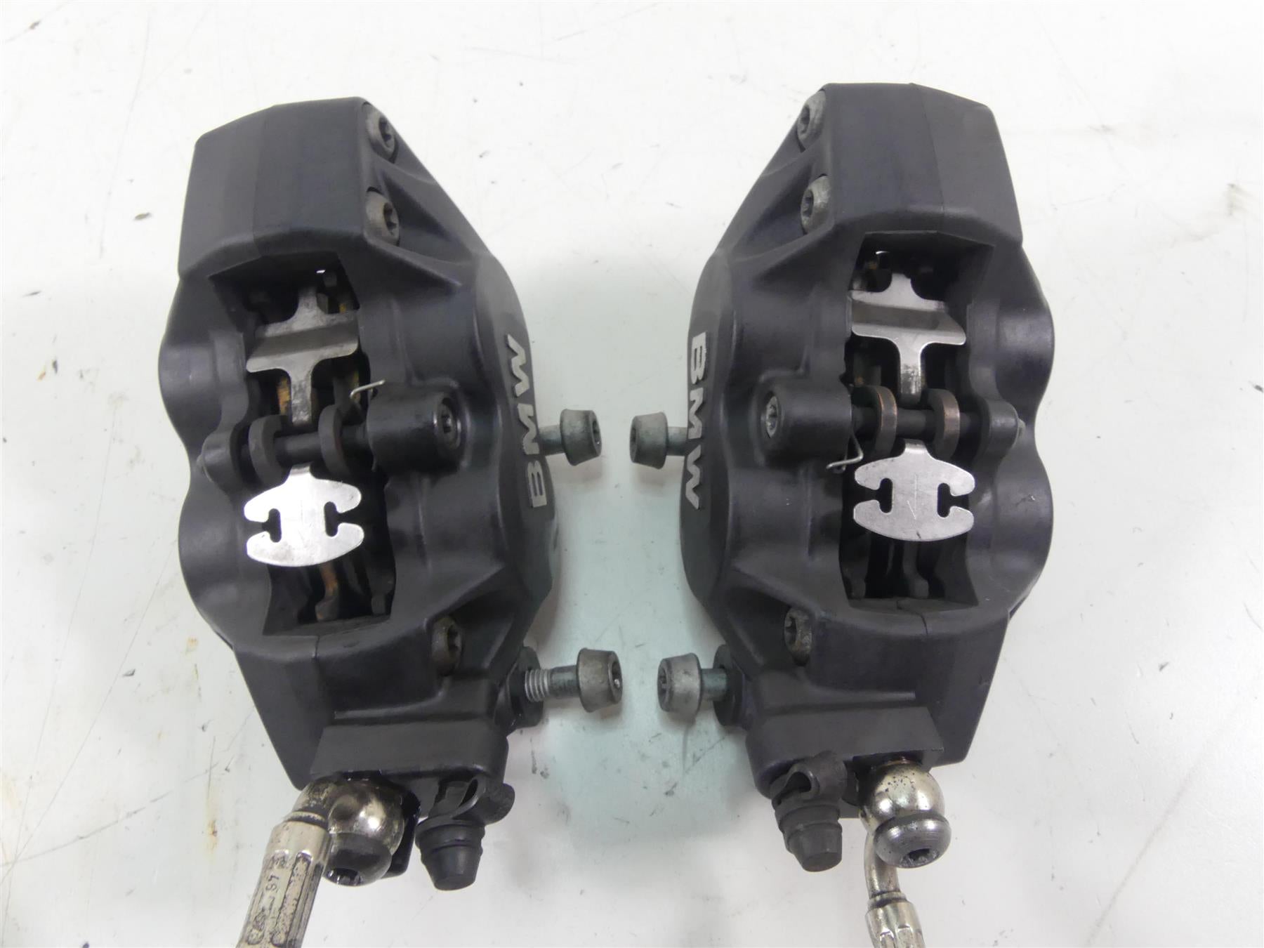 2008 BMW R1200GS K25 Front Brembo Brake Caliper Set 34117711438 34117711439 {{ shop.shopifyCountryName }} - Mototech271