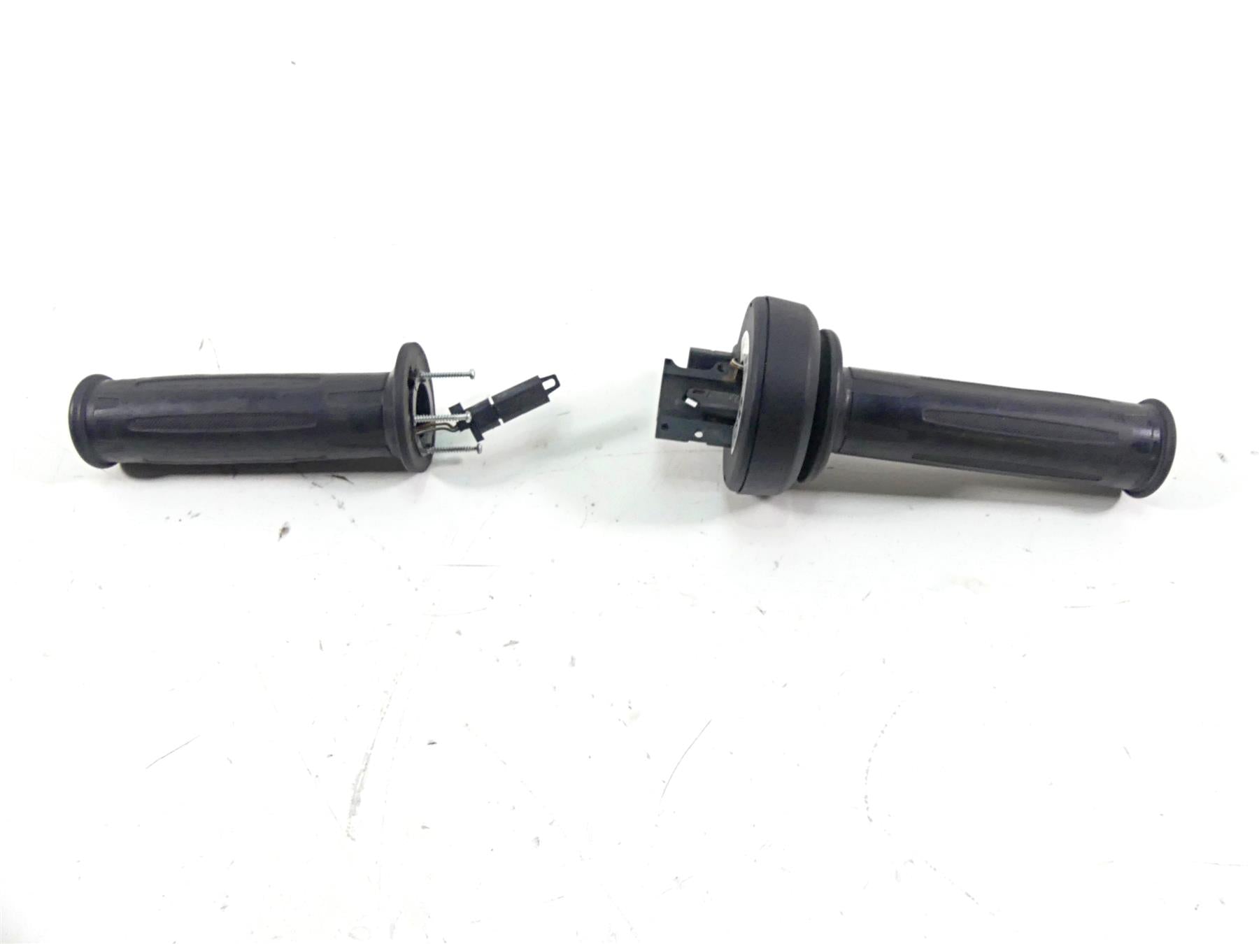 2016 BMW R1200GS Adv K51 Heated Hand Grip Set -Cruise 61318552120 61318549455