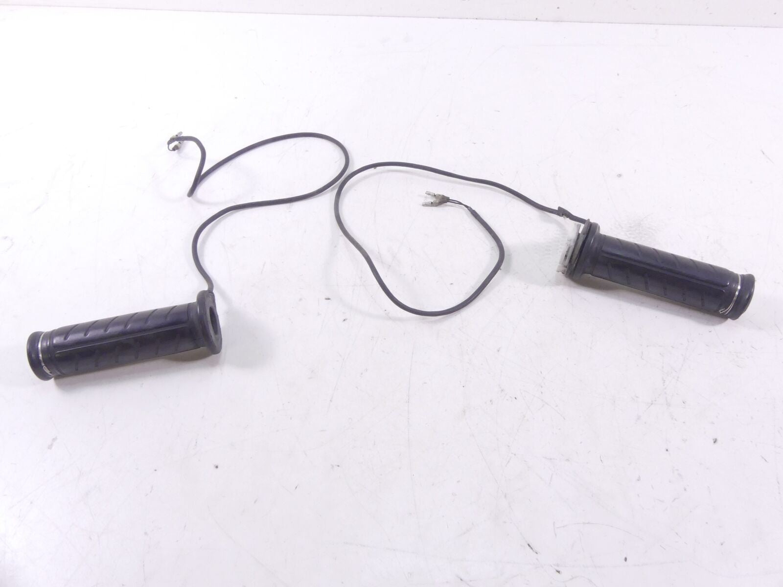 2012 Yamaha XT1200 Super Tenere Aftermarket Left Right Heated Hand Grip Set {{ shop.shopifyCountryName }} - Mototech271