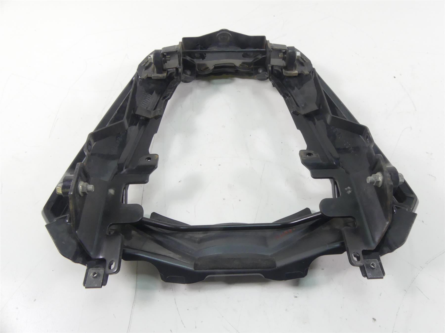 2007 Yamaha FZ1 Fazer Rear Passenger Grab Handle Fairing Cover 3C3-24773-00 {{ shop.shopifyCountryName }} - Mototech271