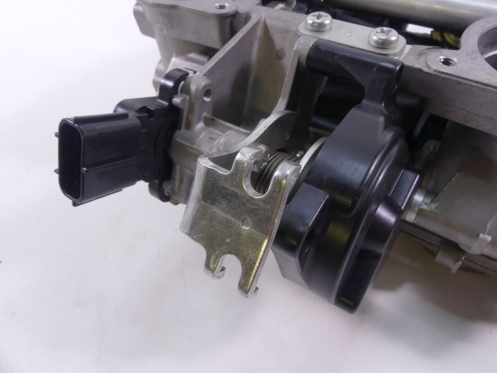 2019 Yamaha VMX17 V-Max 1700 Mikuni Throttle Body Fuel Inject 2S3-13750-00-00 {{ shop.shopifyCountryName }} - Mototech271