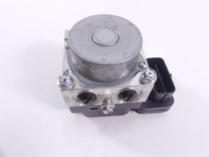 2019 Yamaha VMX17 V-Max 1700 Advics Abs Brake Pump Module 2S3-85930-10-00