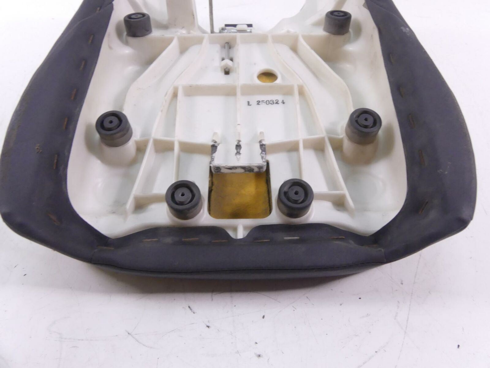 2012 Yamaha XT1200 Super Tenere Front Rider Driver Saddle Seat 23P-24710-11-00 {{ shop.shopifyCountryName }} - Mototech271